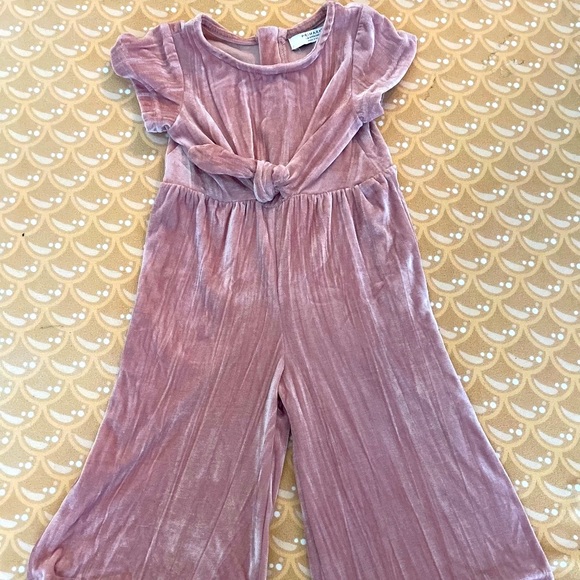 Toddler Velvet Jumpsuit - Picture 1 of 3